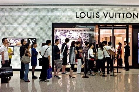 lv china perception|Analysis of Louis Vuitton's Marketing Strategies in Chinese .